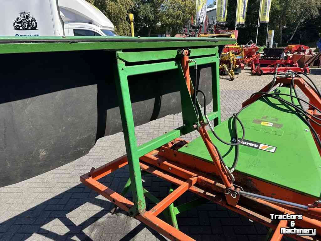 Silage spreader Holaras Jumbo HK-HUS Kuilverdeler
