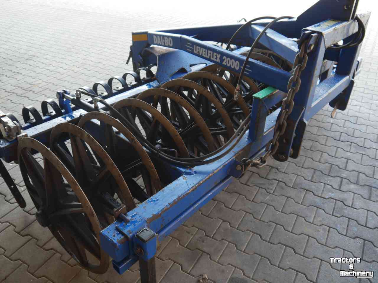 Furrow presses Dalbo Levelflex 2000 3m + crossboard
