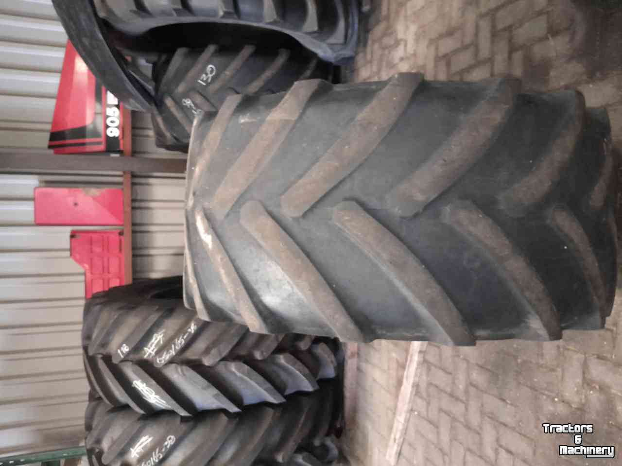 Wheels, Tyres, Rims & Dual spacers Michelin banden 600/65R28