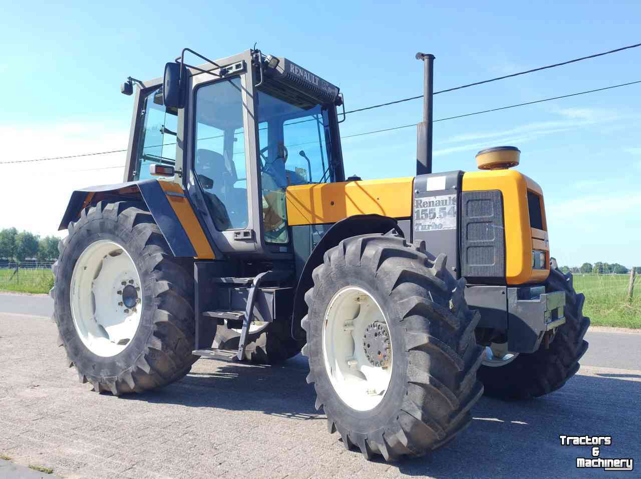 Tractor Renault 155-54TX
