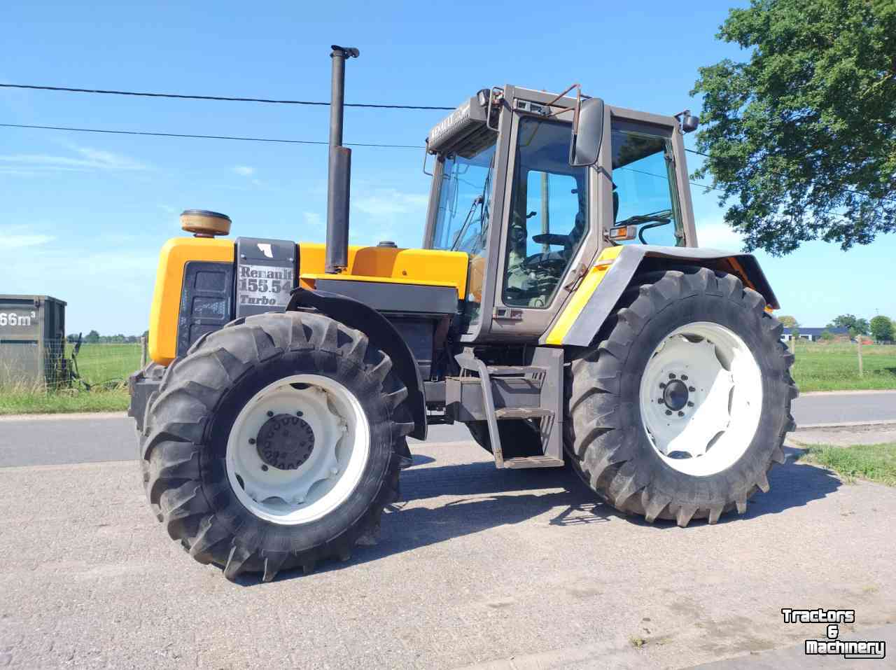 Tractor Renault 155-54TX