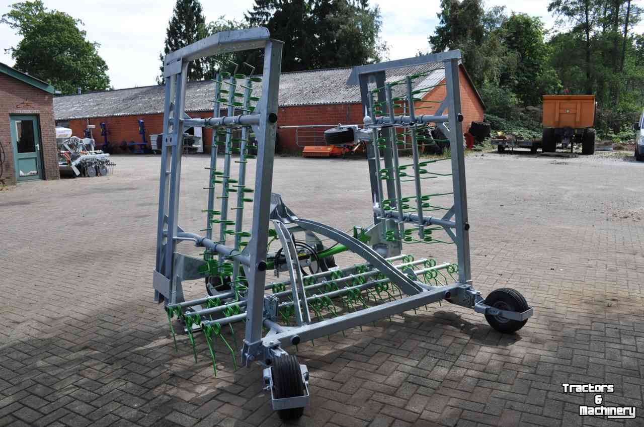 Meadow aerator Zocon Greenkeeper plus 6 meter