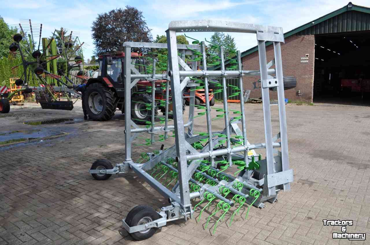 Meadow aerator Zocon Greenkeeper plus 6 meter