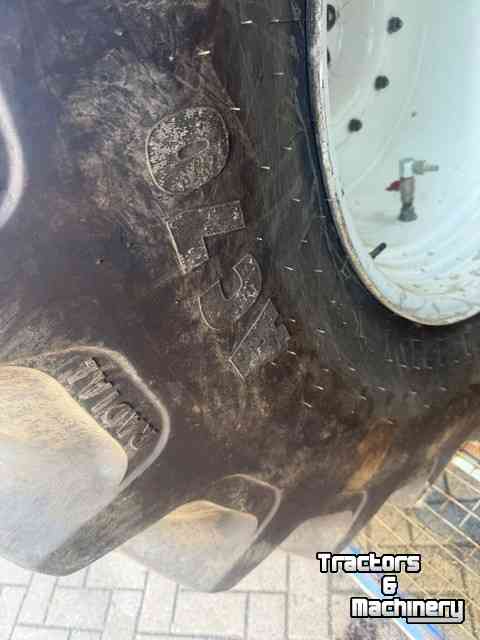 Wheels, Tyres, Rims & Dual spacers Mitas 800/65R32