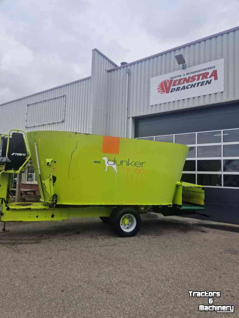 Feed mixer Storti T2-160 afvoerband achter