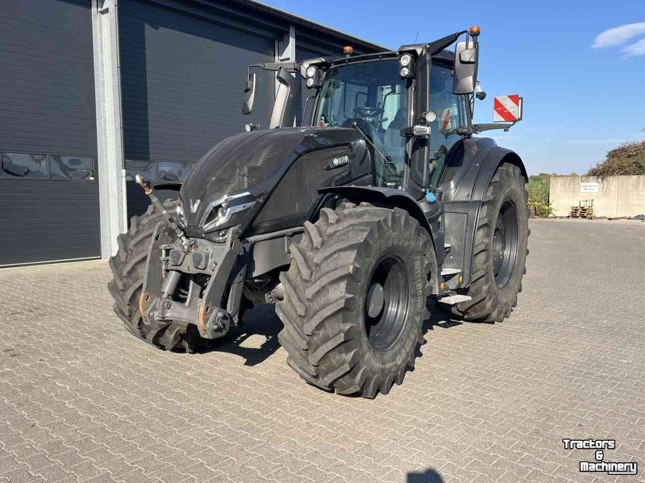 Tractor Valtra q 285