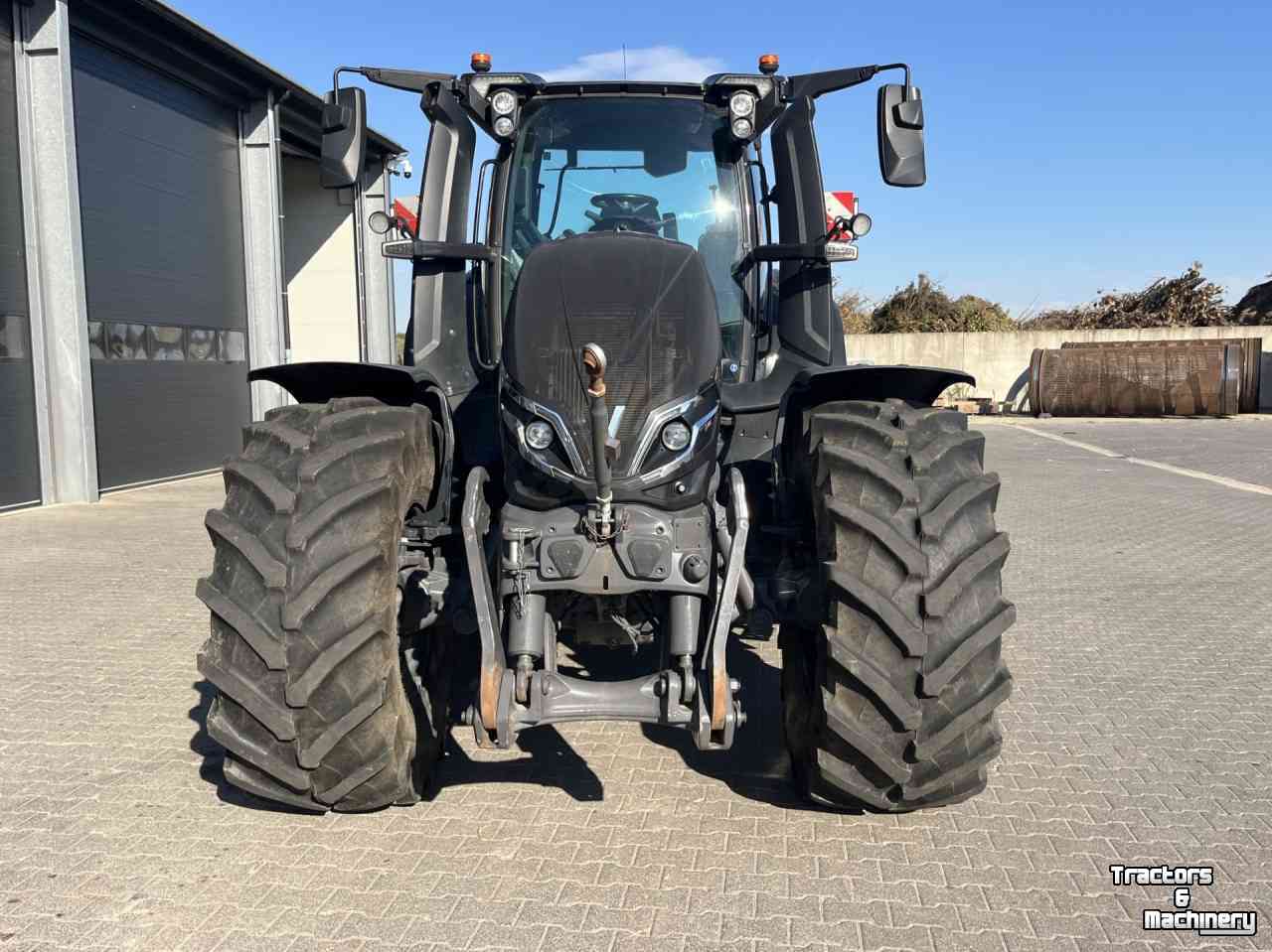 Tractor Valtra q 285