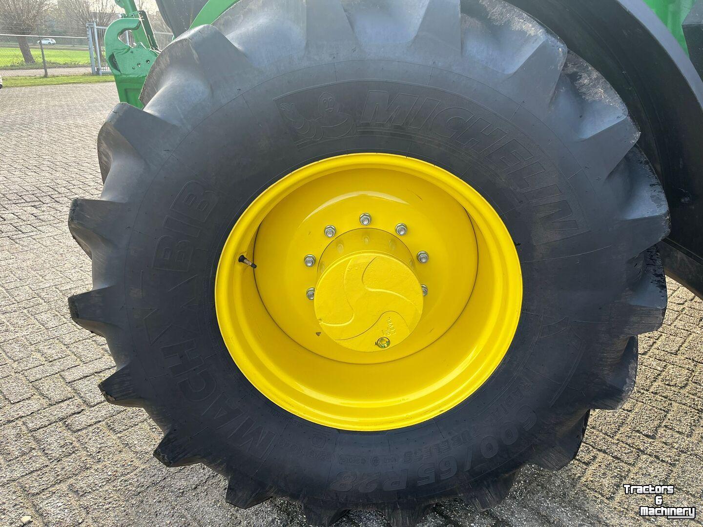 Tractor John Deere 6M 185