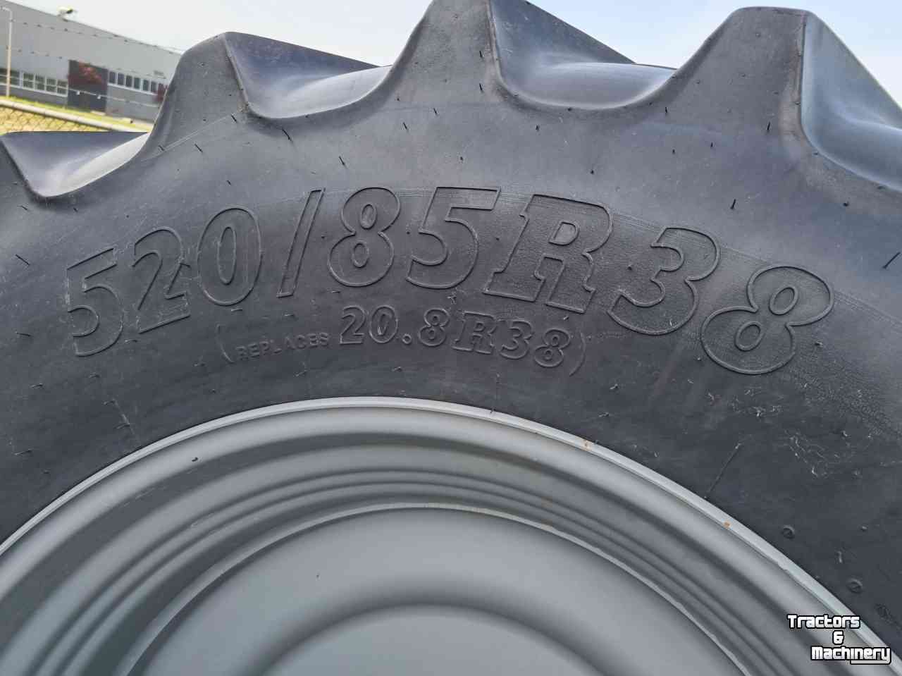 Wheels, Tyres, Rims & Dual spacers BKT 520/85R38 & 420/70R28