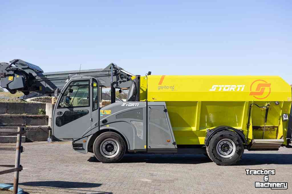 Self-propelled feed mixer Storti GREYHOUND 150 AS