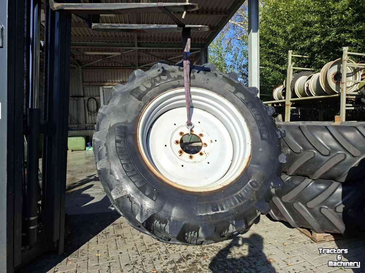 Wheels, Tyres, Rims & Dual spacers Michelin Omnibib 580/70R38