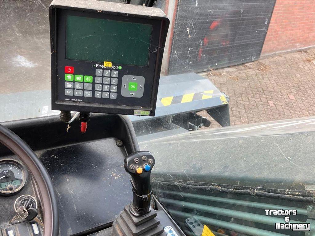 Vertical feed mixer Storti GREYHOUND 150 AS