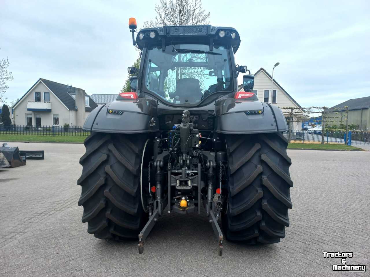 Tractors Valtra T174 Direct Smart Touch, 562 uur!