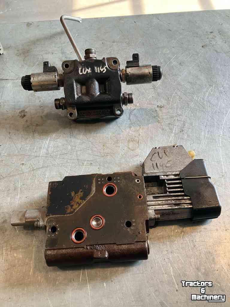 Diverse used spare-parts Case CVX CVT TVT T7500