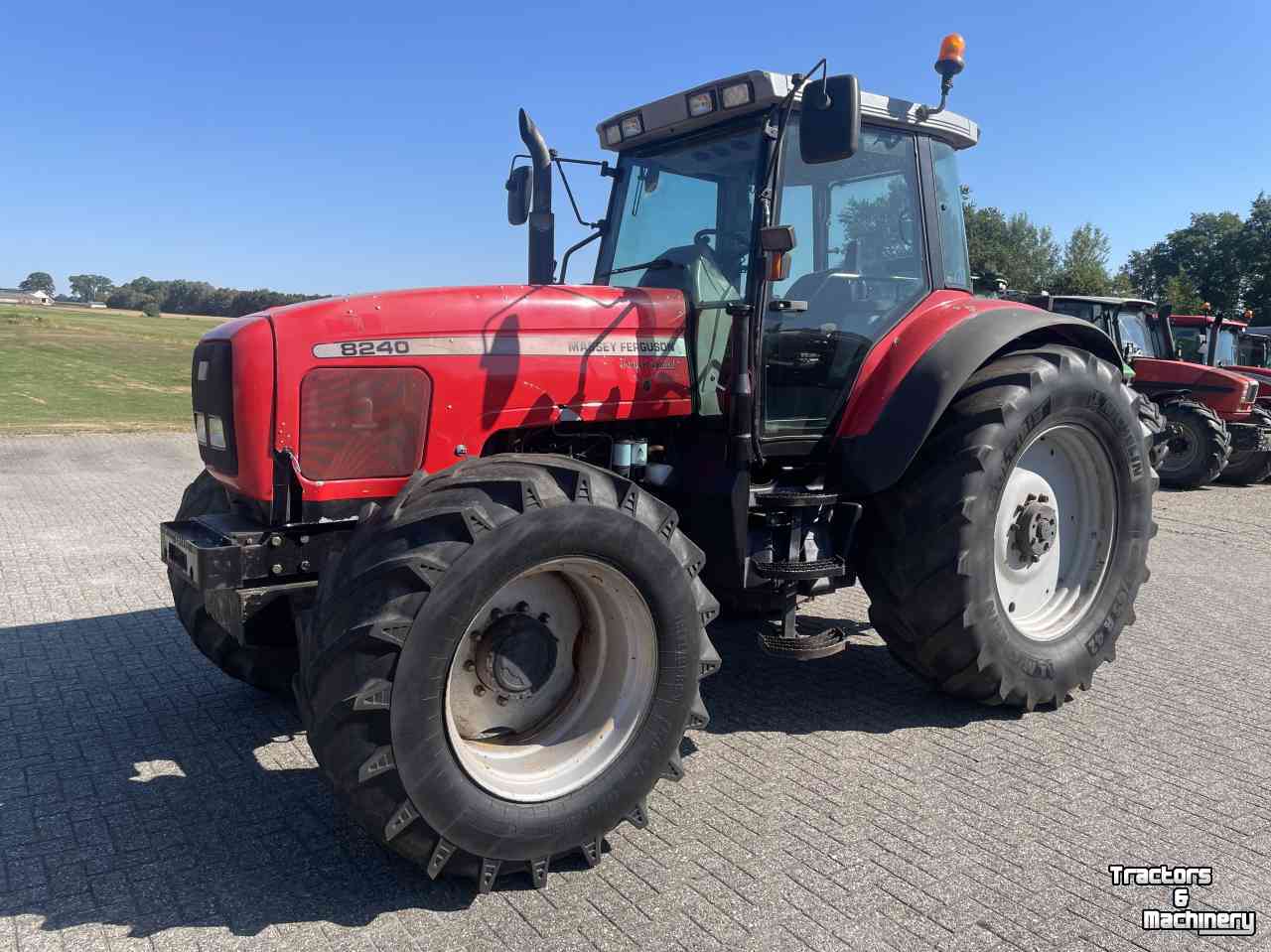 Tractor Massey Ferguson 8240 PC AIRCO