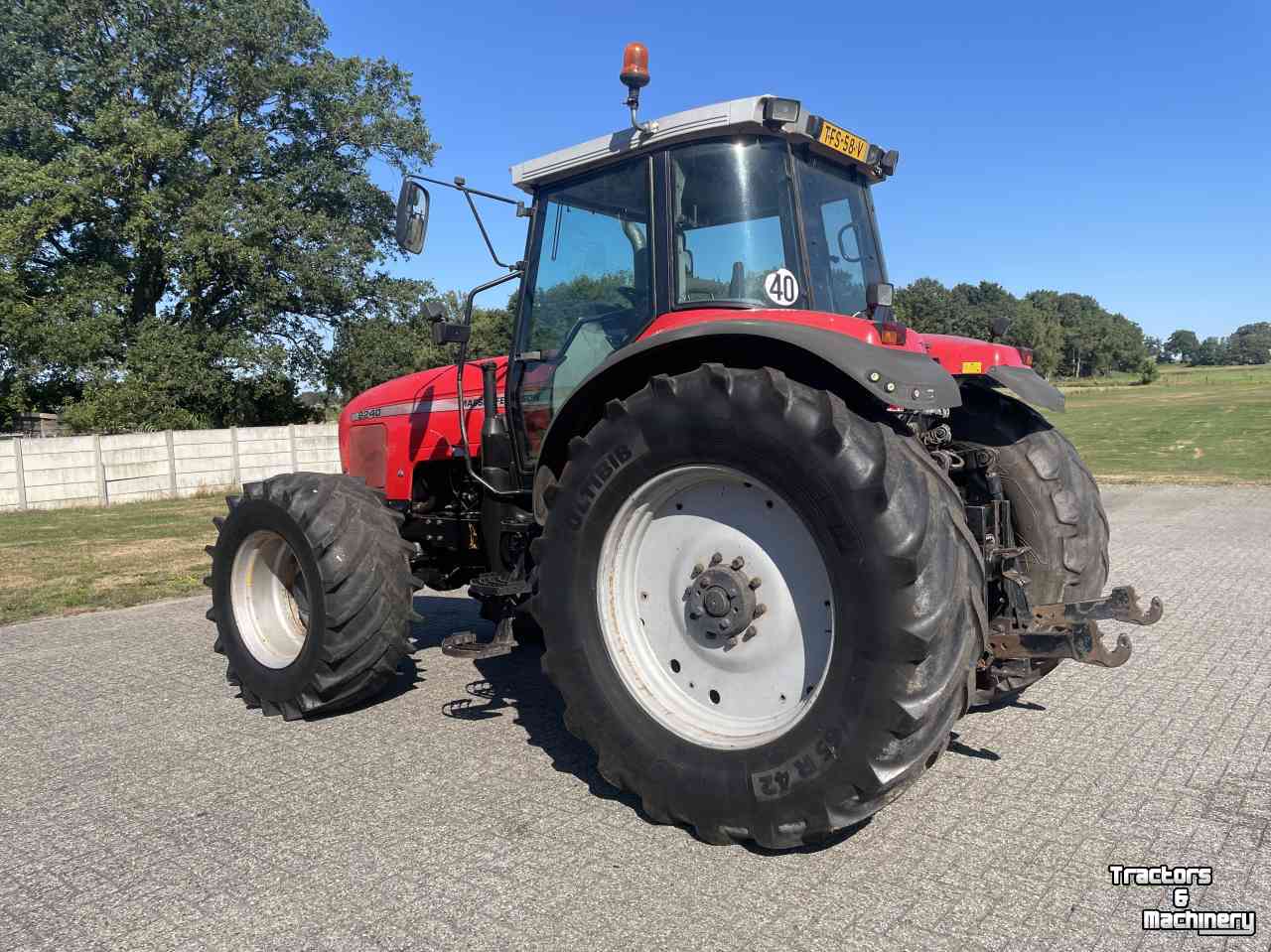 Tractor Massey Ferguson 8240 PC AIRCO