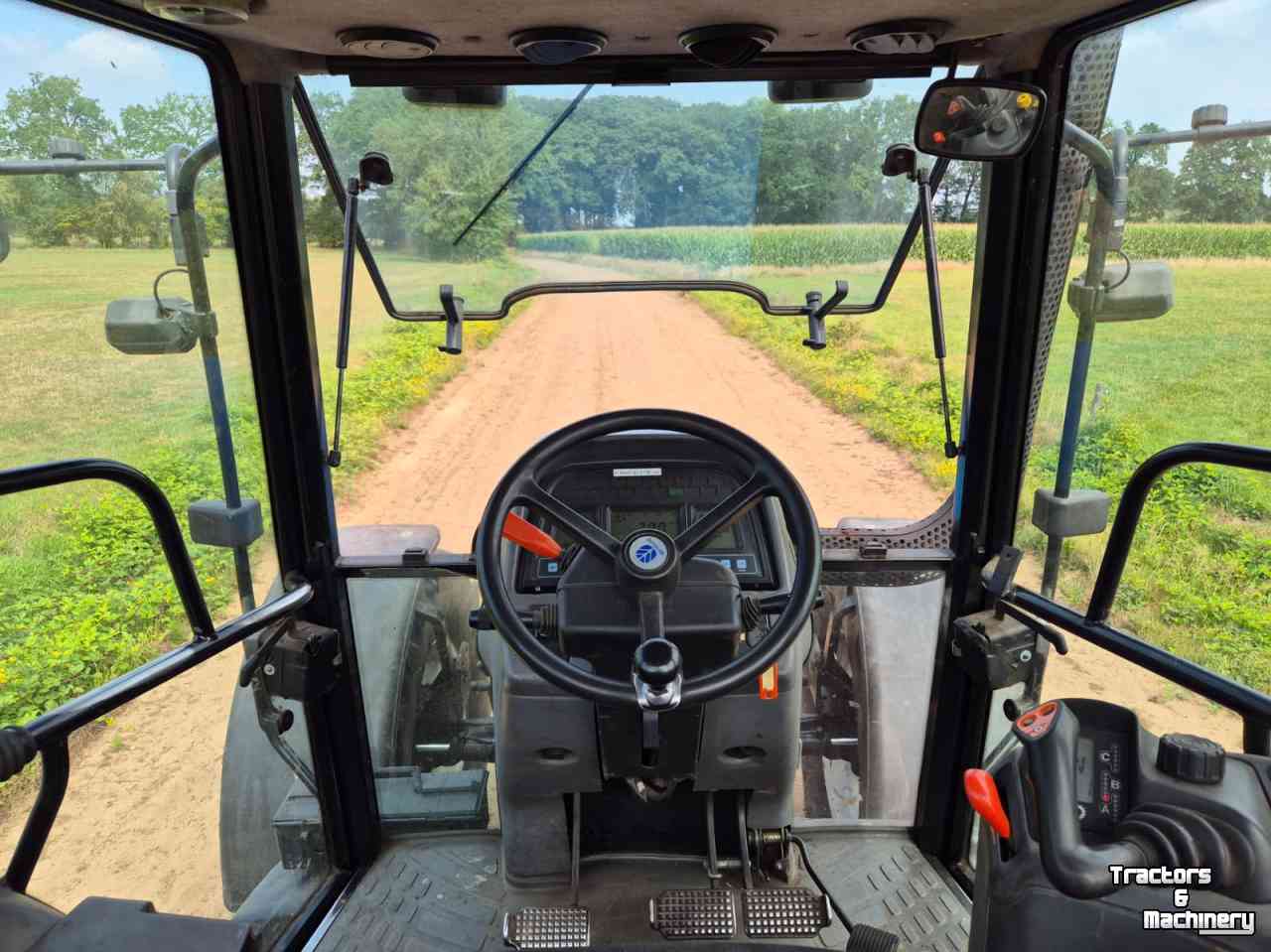 Tractor New Holland 8360