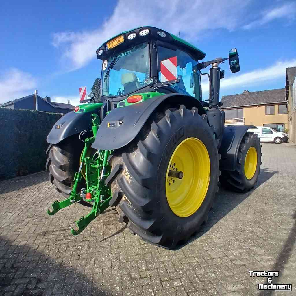 Tractor John Deere 6R250