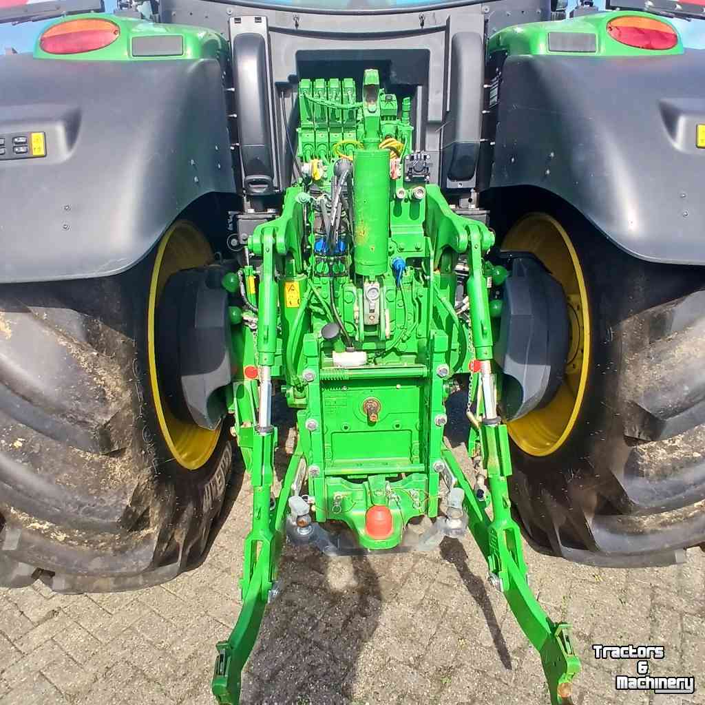Tractor John Deere 6R250