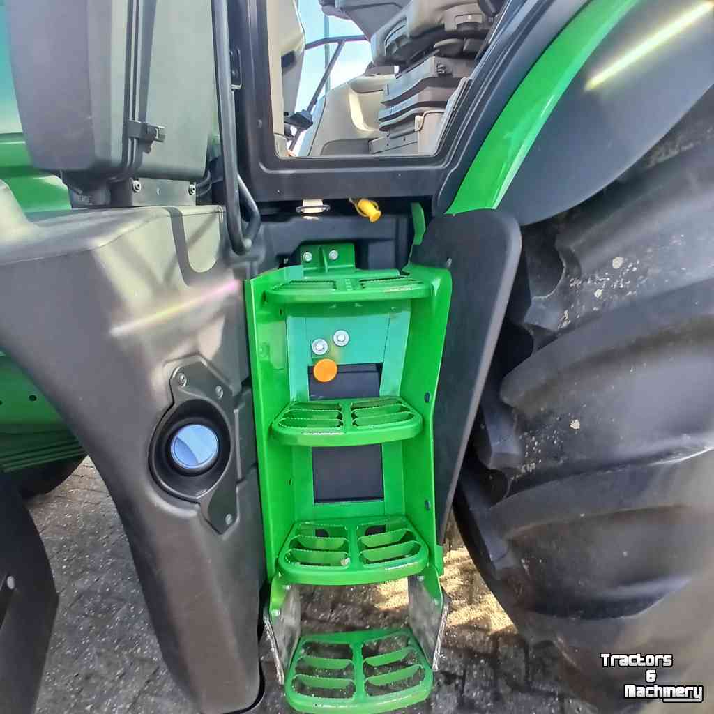 Tractor John Deere 6R250
