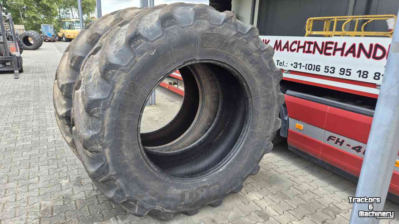 Wheels, Tyres, Rims & Dual spacers BKT IF710/70R42 AgriMaxForce banden 30mm