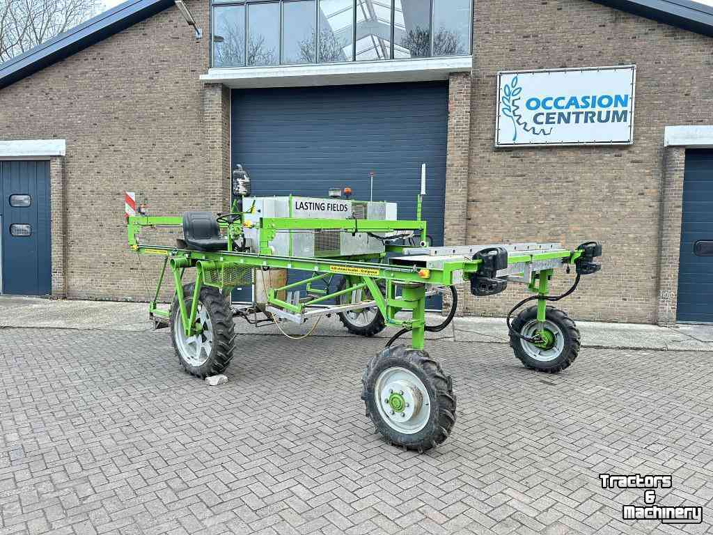 Tractor  Lasting Fields Werktuigendrager