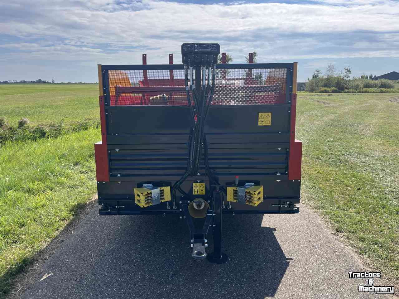 Silage-block distribution wagon Schuitemaker Amigo 20S