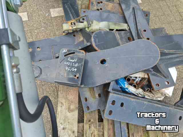 Front-end loader InterTech IT1600