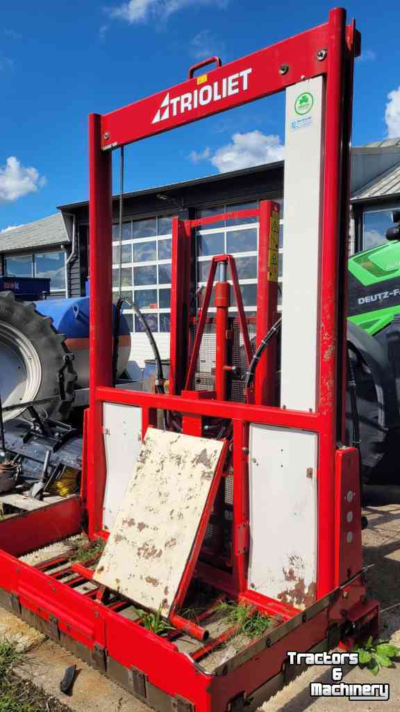 Silage block-cutter Trioliet TU 195  met hefmast en mechanische afschuiver