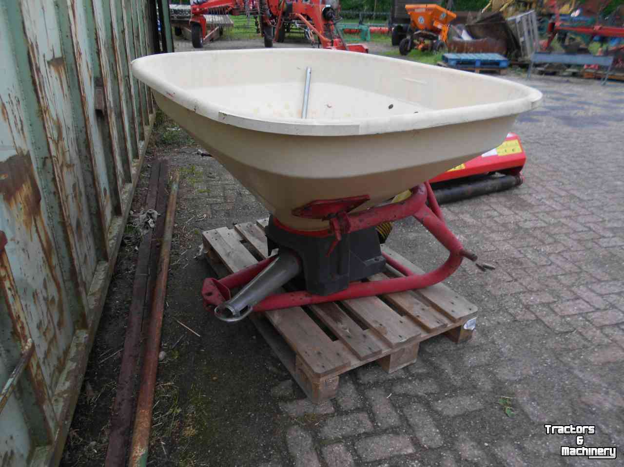 Fertilizer spreader PZ-Vicon pendelstrooier