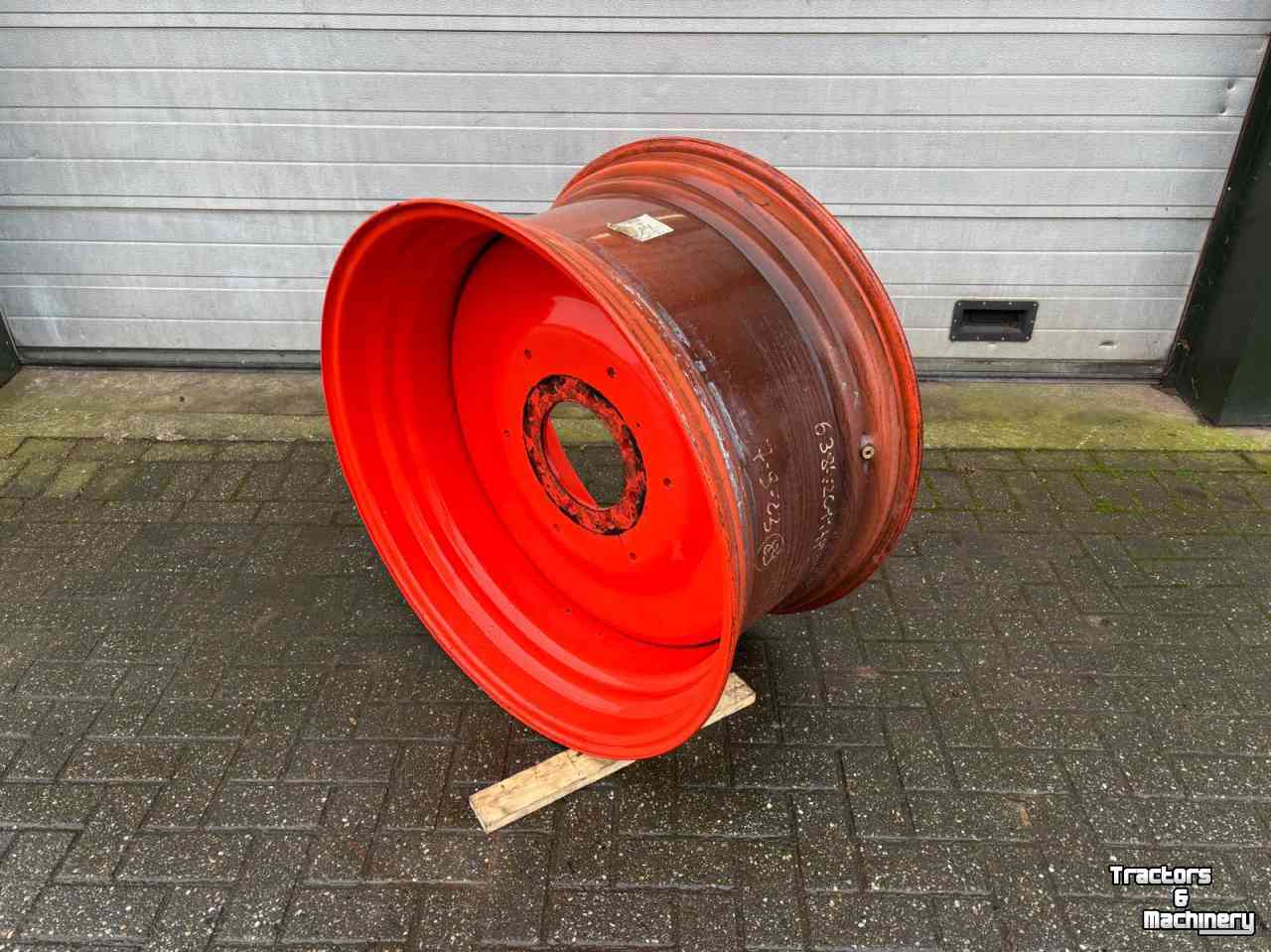 Wheels, Tyres, Rims & Dual spacers Kubota DW20x38 velg    DW2038     Kubota/ claas /fendt