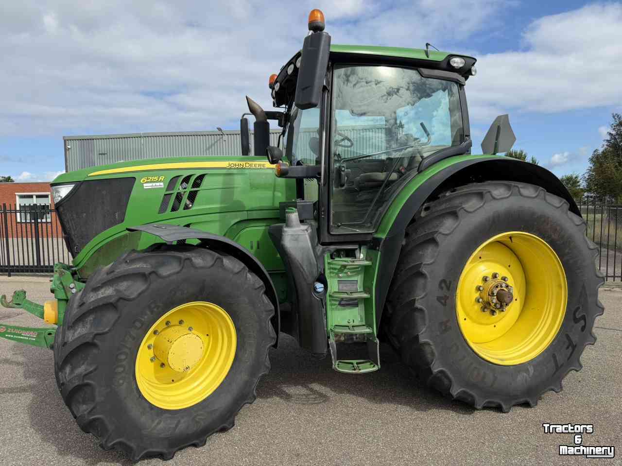 Tractor John Deere 6215R
