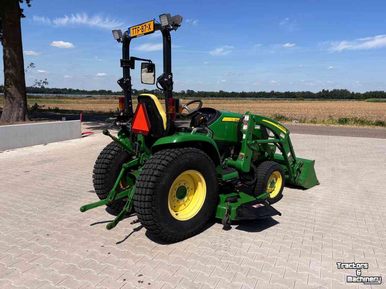 Horticultural Tractors John Deere 3045R