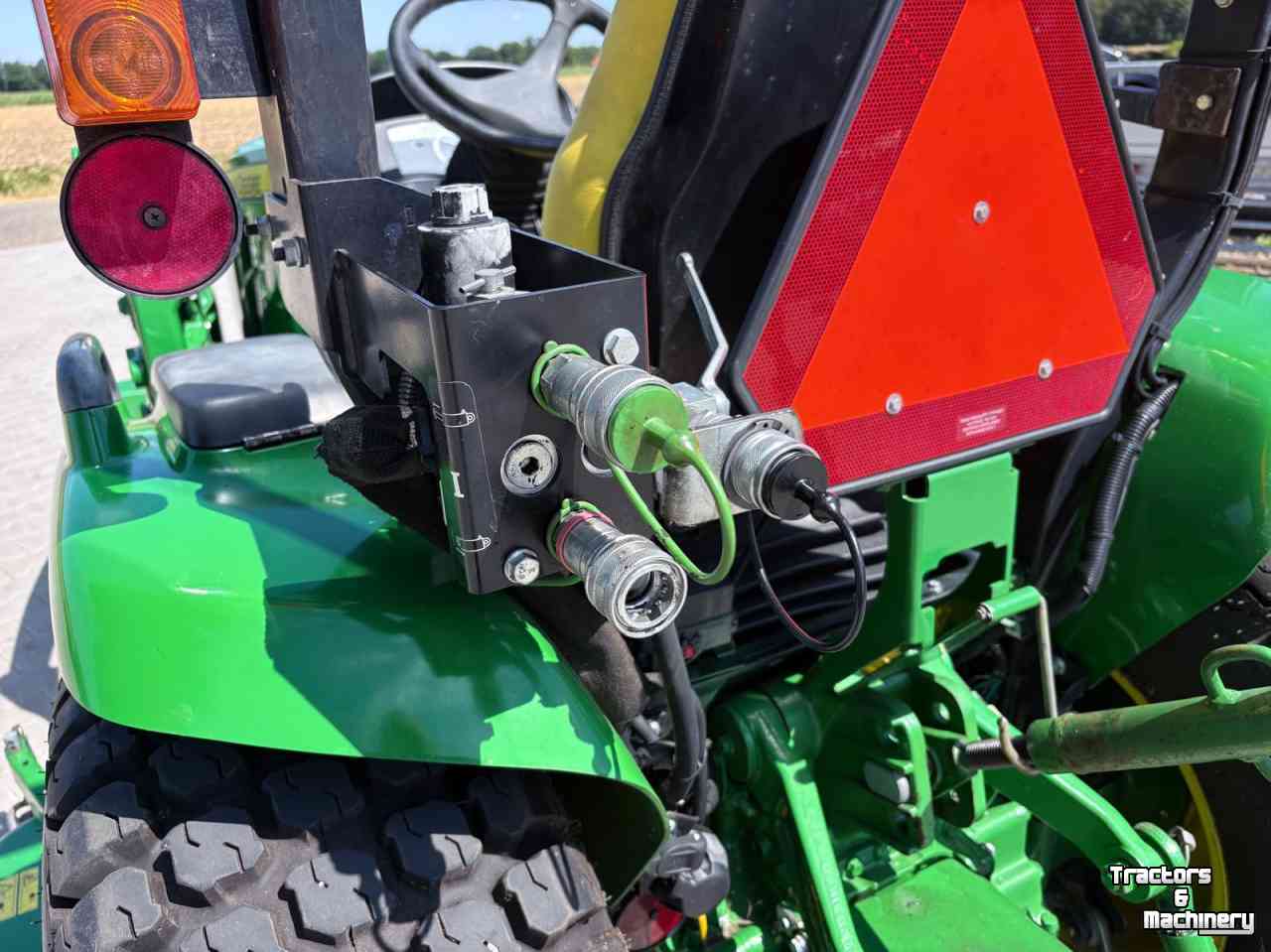 Horticultural Tractors John Deere 3045R