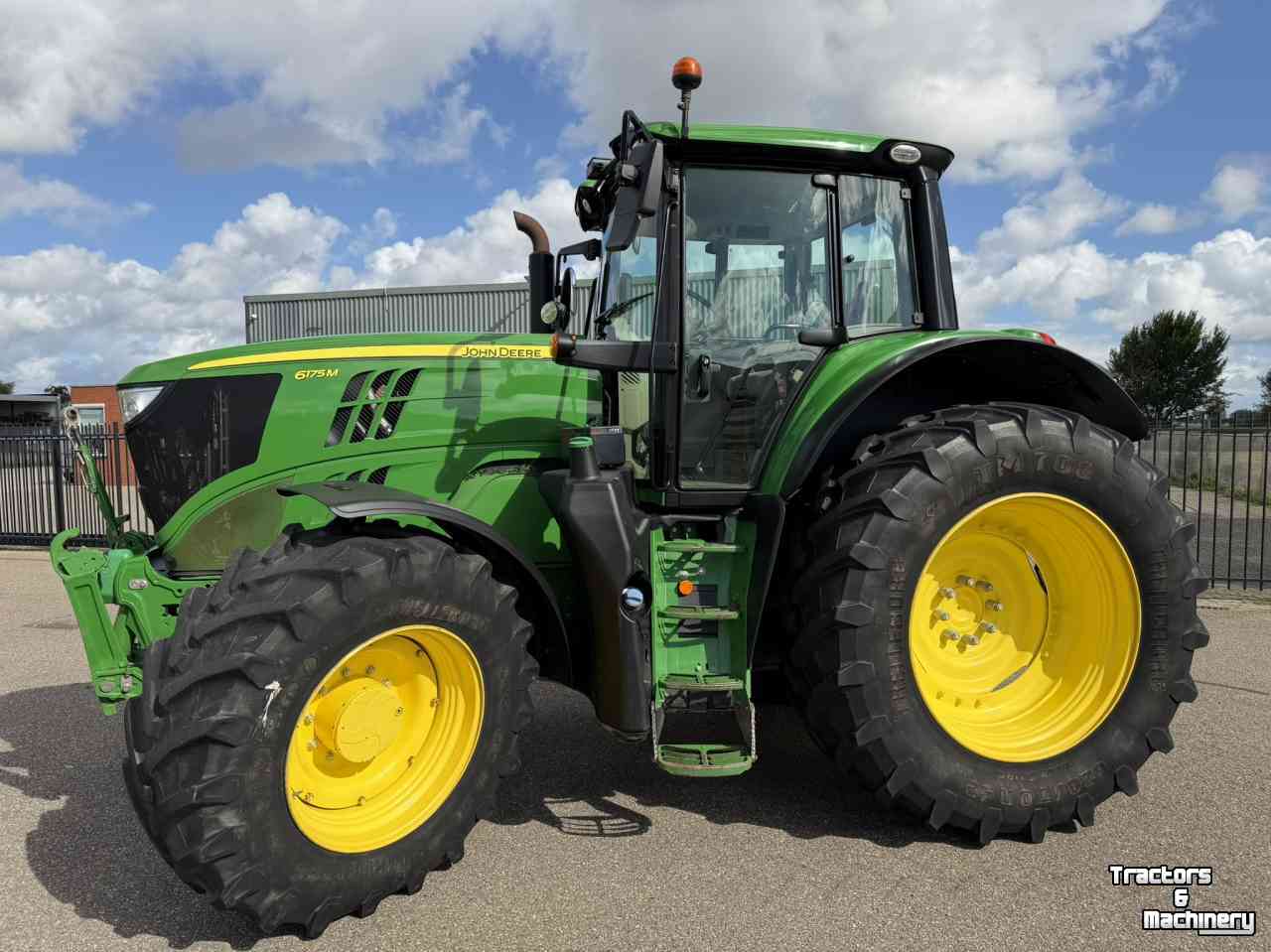 Tractor John Deere 6175M 40 KM Eco