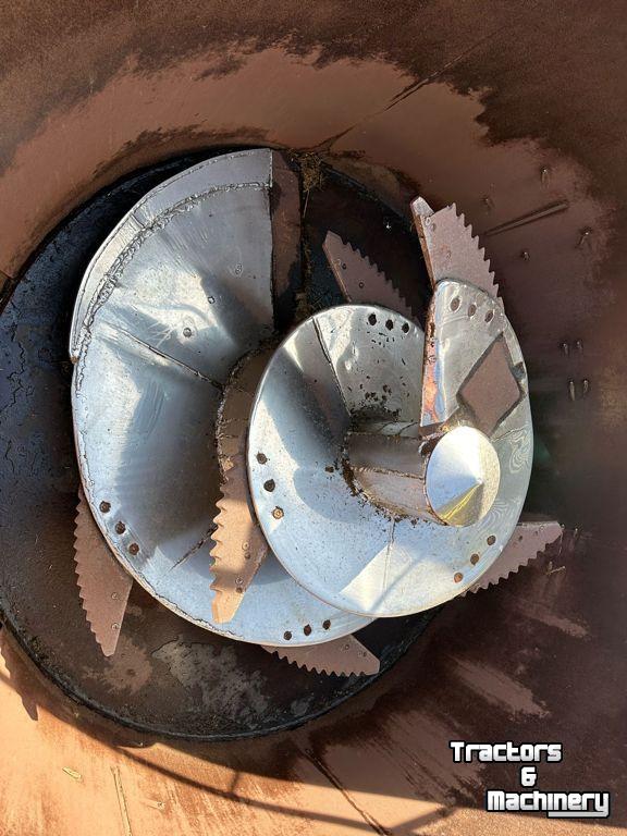 Feed mixer AGM BF1100 voerwagen
