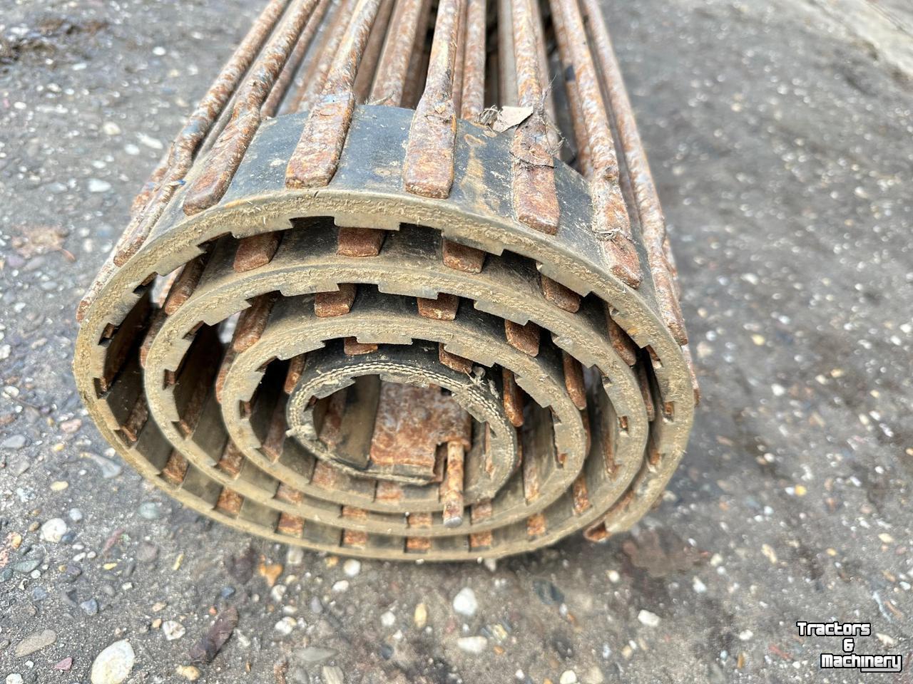 Diverse used spare-parts  36-55-134 ROOIMAT