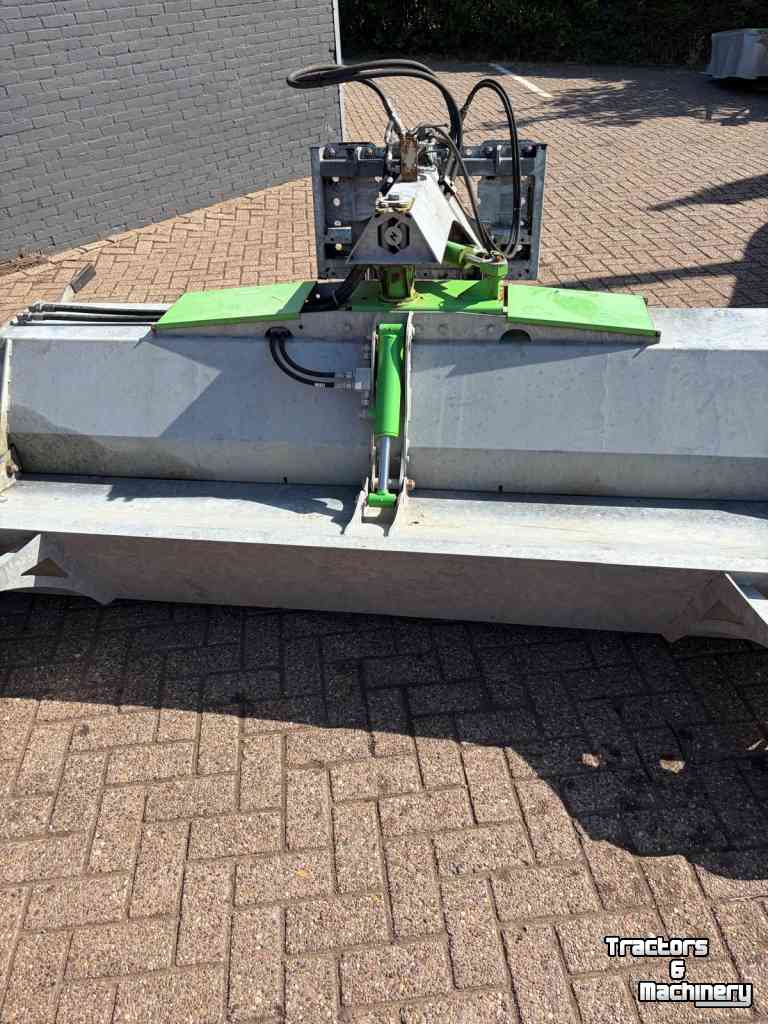 Sweeper Zocon VM-240