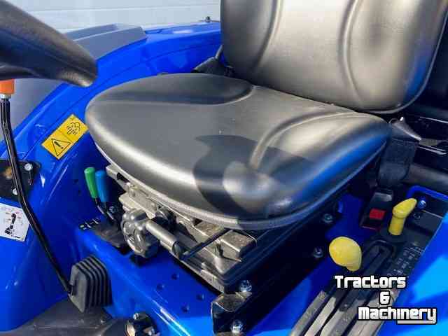 Tractor New Holland BOOMER 45 HST STAGE V