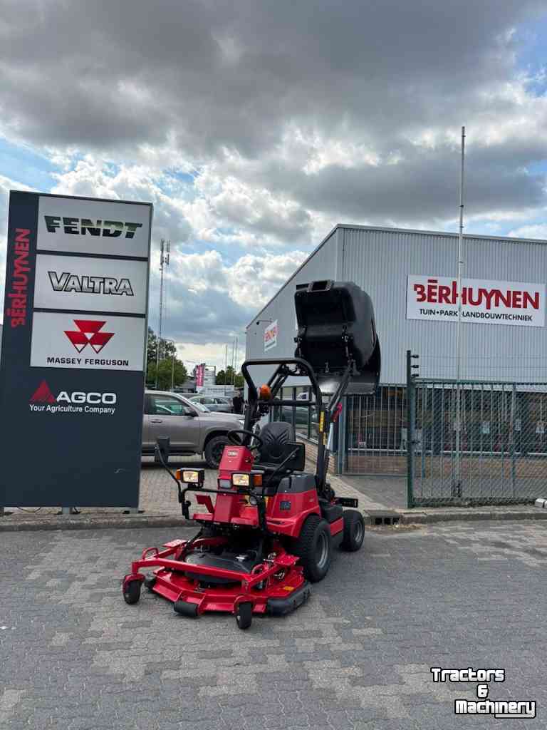 Ride-on mower Toro Proline H800