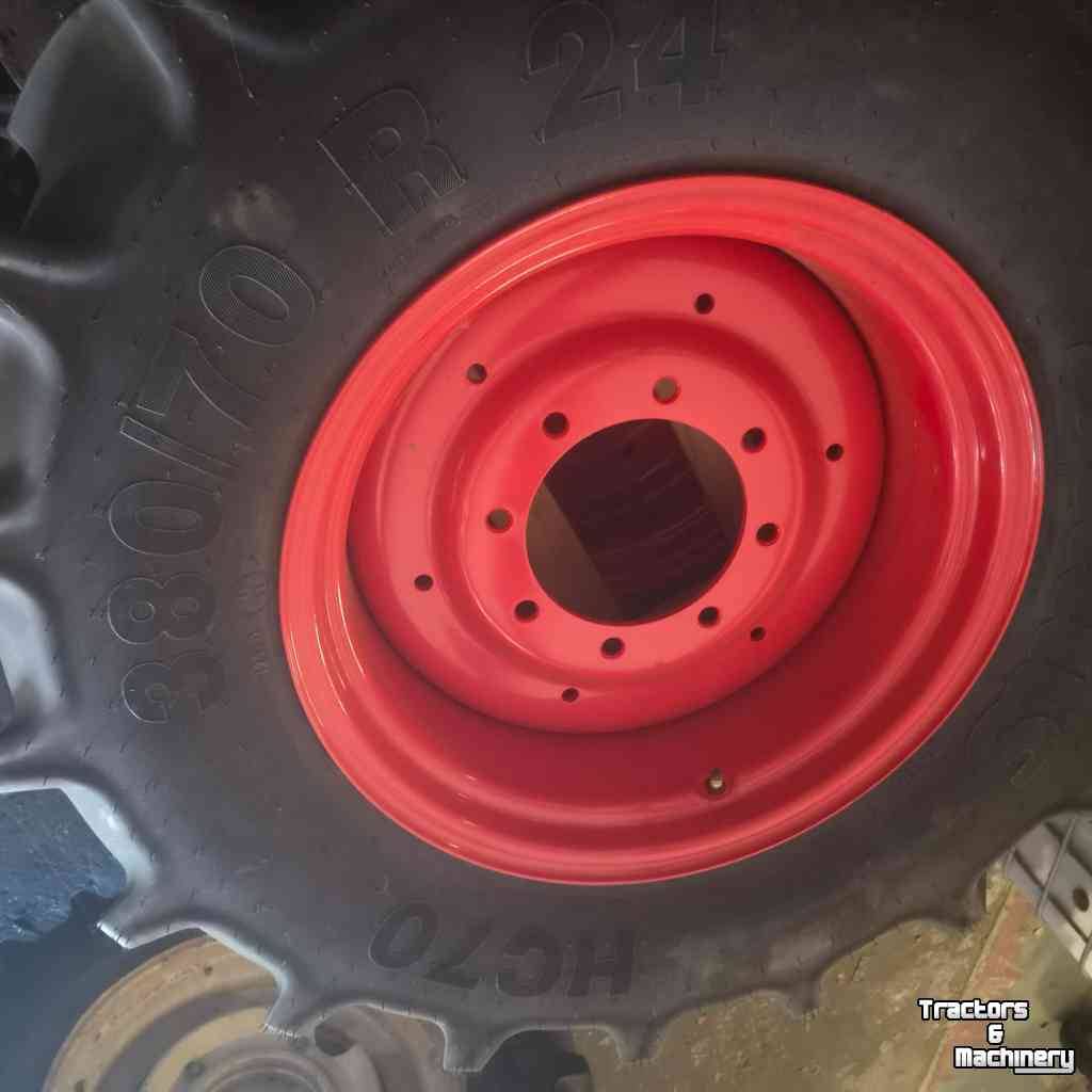 Wheels, Tyres, Rims & Dual spacers Mitas 380/70R24 + 480/70R34