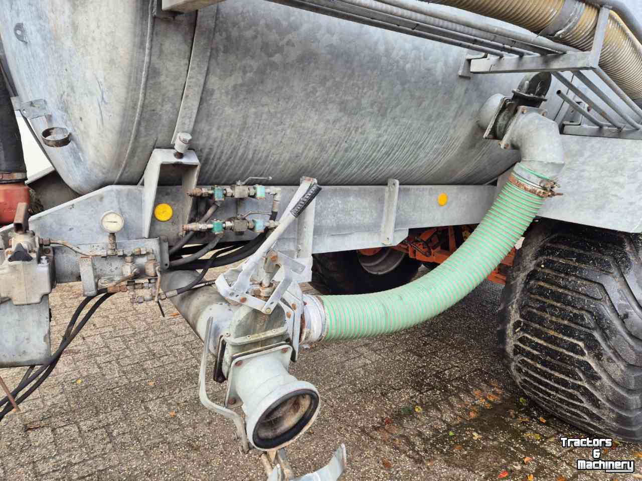 Slurry tank Kaweco Mesttank watertank 7000ltr gedwongen gestuurd