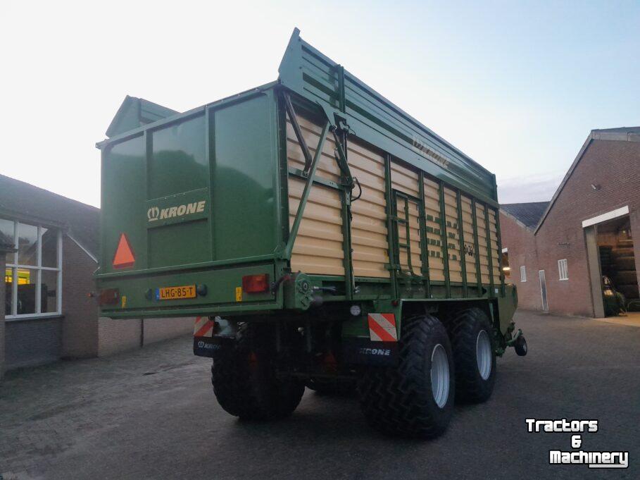 Self-loading wagon Krone MX 350 GL