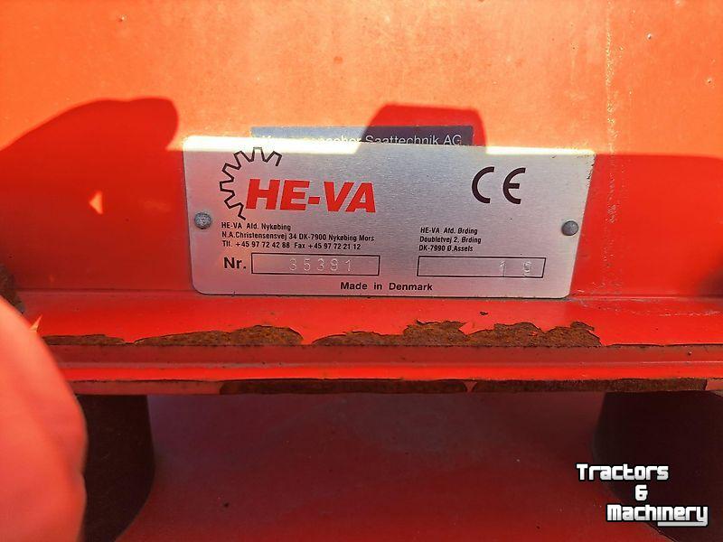 Seedbed combination He-Va Wiedeg met opbouw-zaaibak