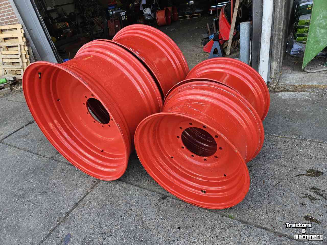 Wheels, Tyres, Rims & Dual spacers  Velgenset Fendt 20x42, 16x30