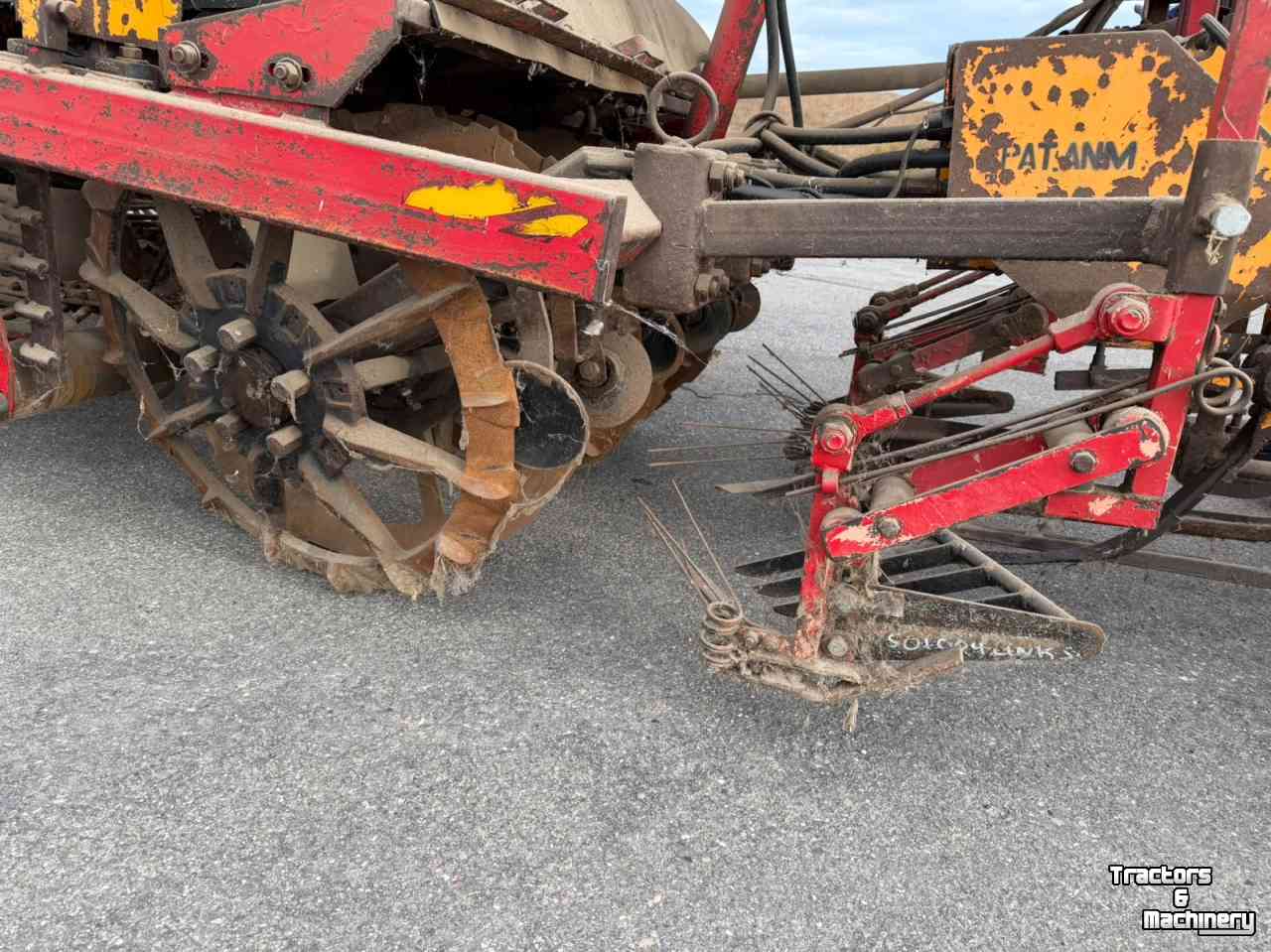 Sugar beet harvester Tim Bietenrooier