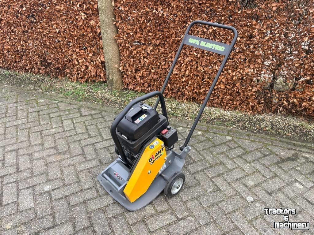 Vibrating plates Giant elektrische trilplaat GP1950E
