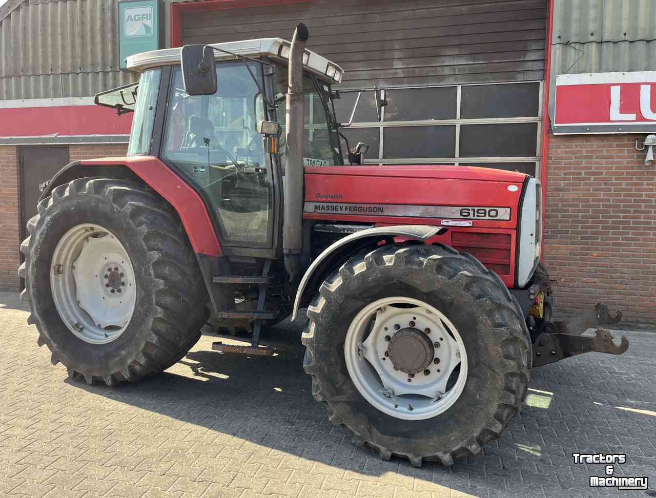 Tractors Massey Ferguson 6190 Dynashift tractoren