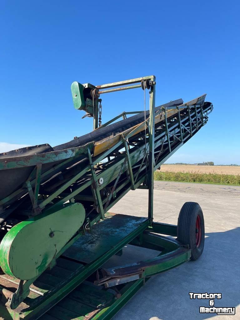 Telescopic storeloader Visser KB 11 Hallenvuller