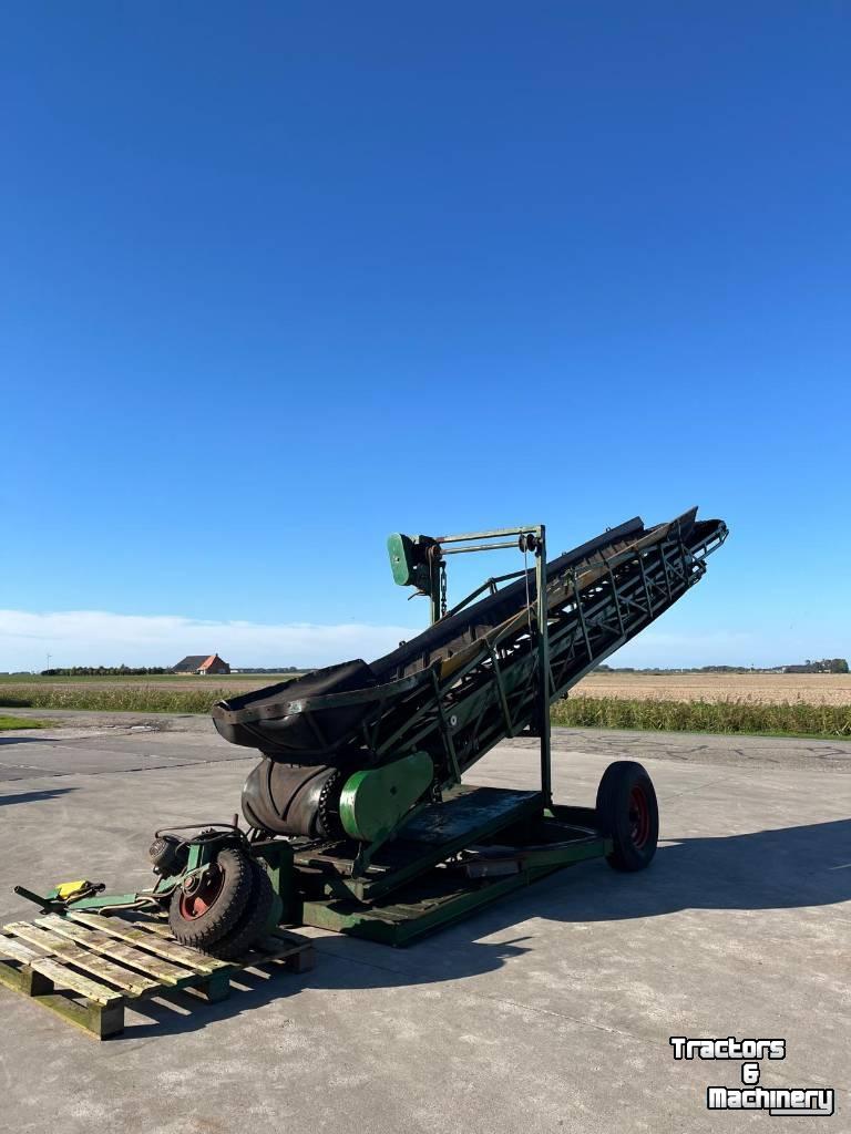 Telescopic storeloader Visser KB 11 Hallenvuller